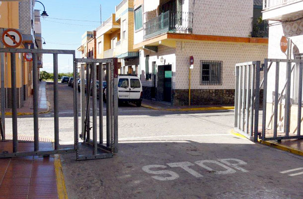 Portón de acceso para cerramiento taurino