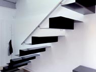 Escalera de diseño para vivienda particular